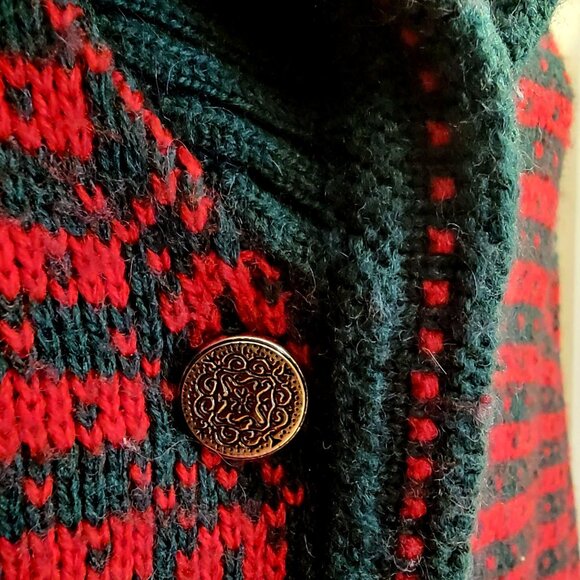VTG Studio Michelle Stuart Red & Green Button-Up Cardigan & Shawl Collar Sweater - Picture 3 of 11